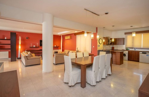 Potamos tis Germasogeias Apartment | 210 m² Apartment ∙ 3 bedrooms ∙ 6 guests