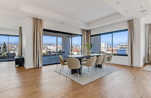 Limassol Apartment | 210 m² Apartment ∙ 4 bedrooms ∙ 10 guests