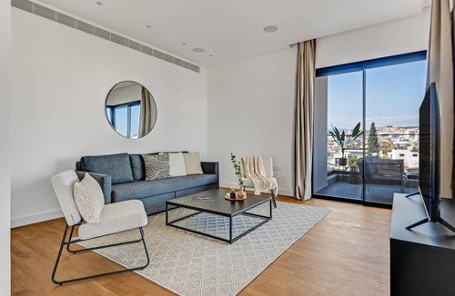 Limassol Apartment | 210 m² Apartment ∙ 4 bedrooms ∙ 10 guests