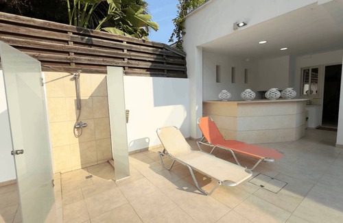 Oroklini House | 210 m² House ∙ 3 bedrooms ∙ 6 guests