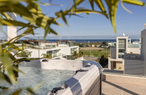 Protaras Villa | 210 m² Villa ∙ 6 bedrooms ∙ 12 guests