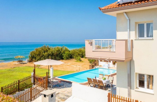 Ayia Marina Chrysochous Villa | 220 m² Villa ∙ 3 bedrooms ∙ 7 guests