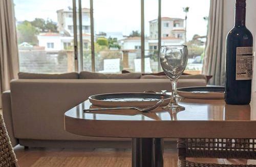 Peyia Town Villa | 230 m² Villa ∙ 3 bedrooms ∙ 10 guests
