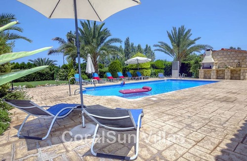 Ayia Marina Chrysochous Villa | 250 m² Villa ∙ 4 bedrooms ∙ 9 guests