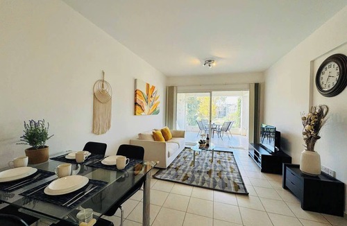 Paphos Apartment | 2BR apartment w Large Balcony-Pool-Parking-Work friendly-Paphos Central