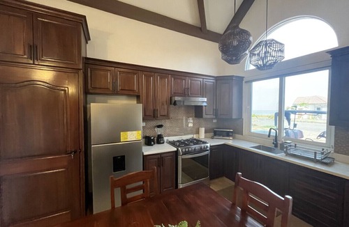 San Diego House | 2BR Eco Friendly Tiny Home Near the Beach by Veritas Pacifica T14