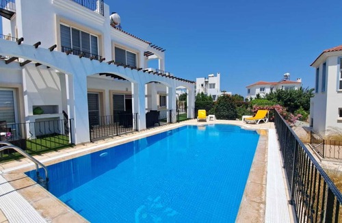 Karsiyaka Villa | 3 bed 3 Bath Villa With Views