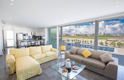 Pernera House | 3 Bedroom Villa with private pool and roof garden