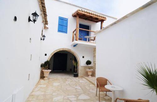 Oroklini Apartment | 30 m² Serviced apartment ∙ 4 guests