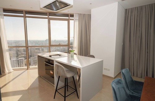 City Centre Apartment | 360 SkyHigh Luxury Residence
