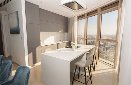 City Centre Apartment | 360 SkyHigh Luxury Residence