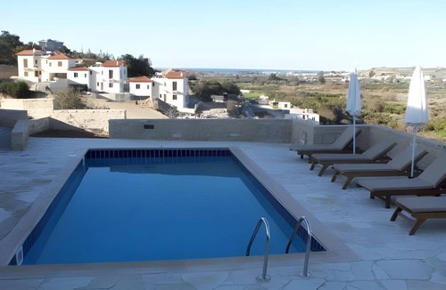 Goudi House | 38 m² House ∙ 2 bedrooms ∙ 6 guests