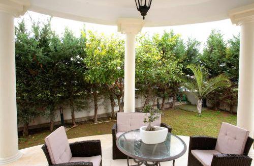 Aradippou Villa | 450 m² Villa ∙ 4 bedrooms ∙ 10 guests