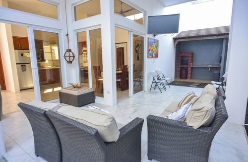 San Juan del Sur Villa | 5 minutes to the beach family two-story townhouse! 3 bedrooms & an indoor pool!