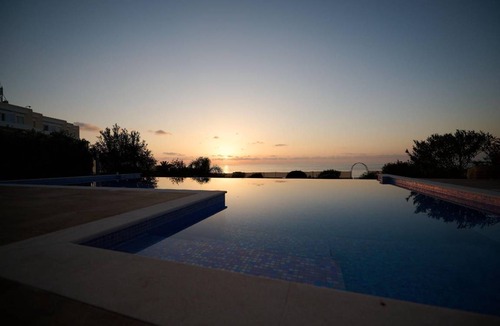 Kissonerga House | 500 m² House ∙ 3 bedrooms ∙ 6 guests