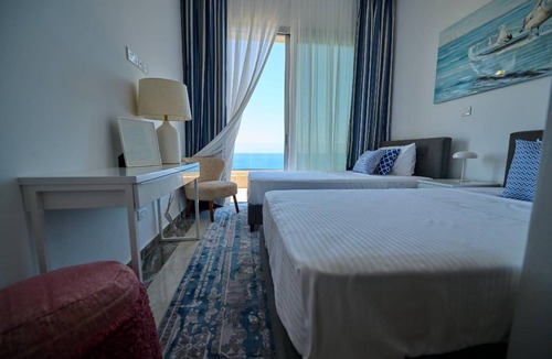 Kissonerga House | 516 m² House ∙ 3 bedrooms ∙ 6 guests