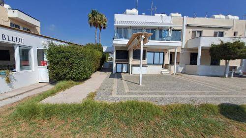 Oroklini Apartment | 60 m² Apartment ∙ 2 bedrooms ∙ 4 guests