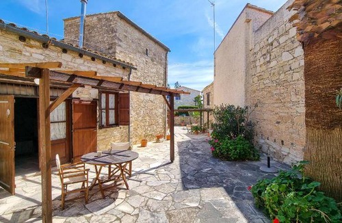 Skarinou Apartment | 60 m² Apartment ∙ 2 bedrooms ∙ 4 guests
