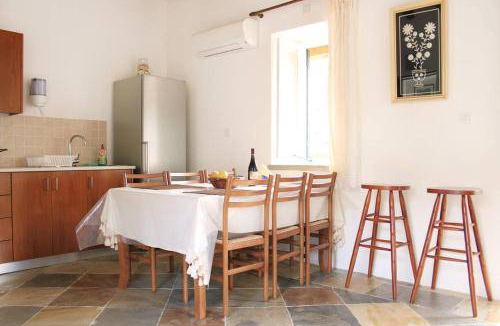 Kalopanayiotis House | 65 m² House ∙ 2 bedrooms ∙ 4 guests