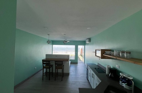 Puerto Sandino House | 7-bedroom Beach Front house in Play Miramar with AC
