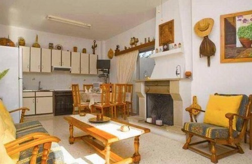 Peristerona House | 80 m² House ∙ 3 bedrooms ∙ 7 guests