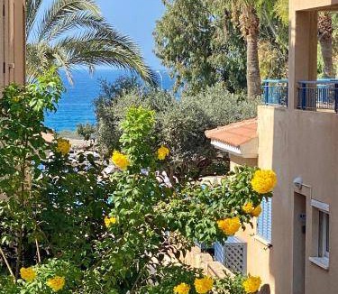 Paphos Apartment | 90 m² Apartment ∙ 2 bedrooms ∙ 6 guests