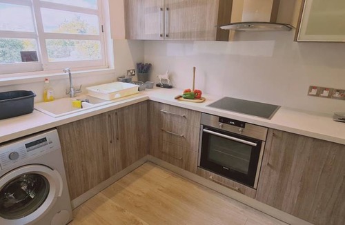 Agios Athanasios House | 90 m² House ∙ 2 bedrooms ∙ 4 guests