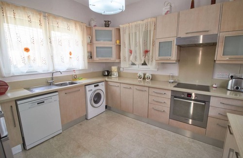 Pegeia House | A 3 bedroom villa with a sea-view close to Coral Bay high street.
