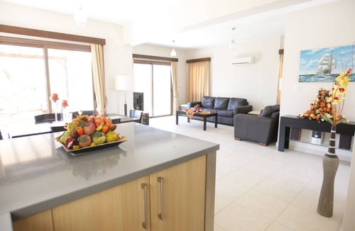 Pissouri Villa | A first class 3bedroom villa,private big pool and uninterrupted sea view Wi-Fi.