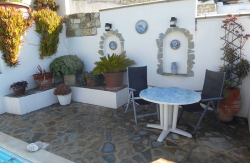Tsada Villa | A hillside retreat with a large pool and set in extensive gardens