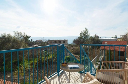 Peristerona Condo | A Tranquil One-Bedroom Loft with Sweeping Views in the Heart of Nature