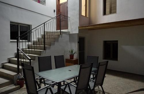 Kornos Apartment | Achilles Heel