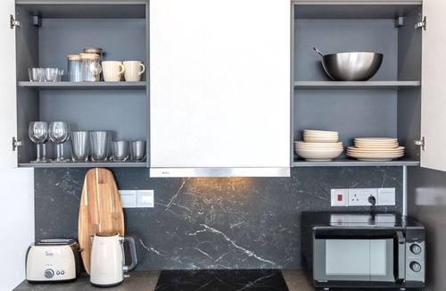 Kato Polemidia Apartment | Aden I - One Bedroom Apartment, Sleeps 2