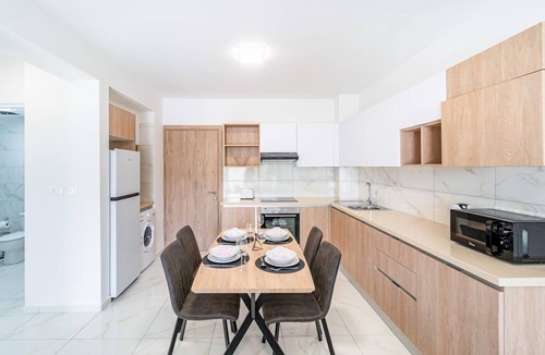 Universal Apartment | Adolina One Bedroom Apartment 203