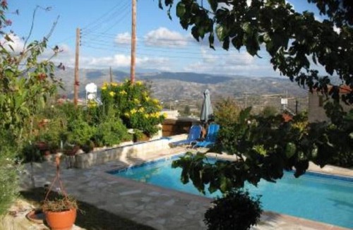 Kallepia House | "AGROTIKO" traditional house one bedroom house