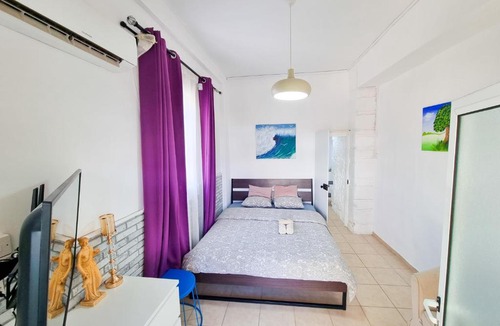 Larnaca Hostel | Aladdin's Hostel