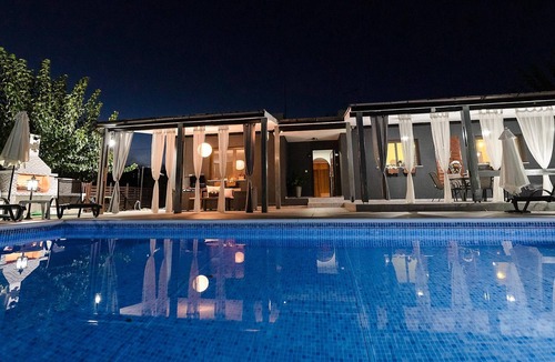Nata Villa | Alexs Villa, Nata - 3 Beds, 2 Baths, Private Pool. Wi-Fi, BBQ's, Refurbished