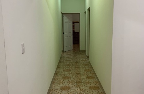Leon House | Allison's place - Leon