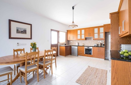 Simou House | Almond Grove Villa by Nomads