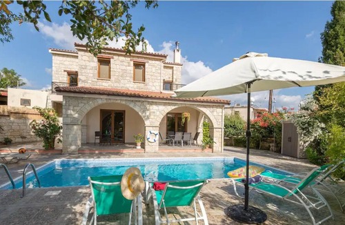 Simou Villa | Almond Grove Villa - Peaceful Retreat in Simou