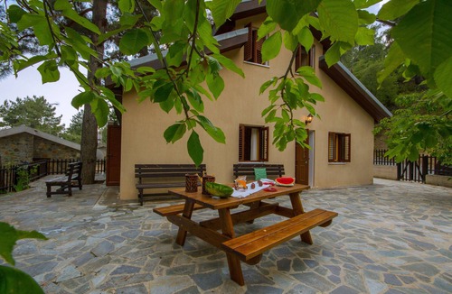 Platres Villa | Amazing Villa in Pano Platres Cyprus