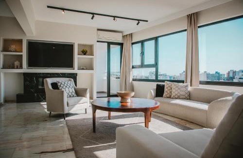 Historical Center Apartment | Amber View Penthouse 220sqm- overlooking downtown