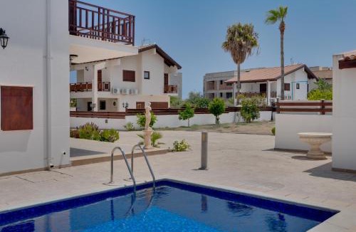 Pyla House | Amelia Beach Villa Wpool -500mfrombeach
