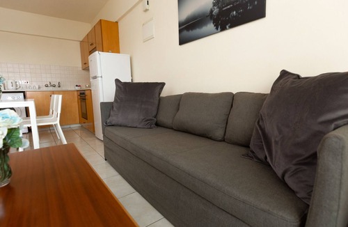 Skala Apartment | Andreas City Pool Apartment