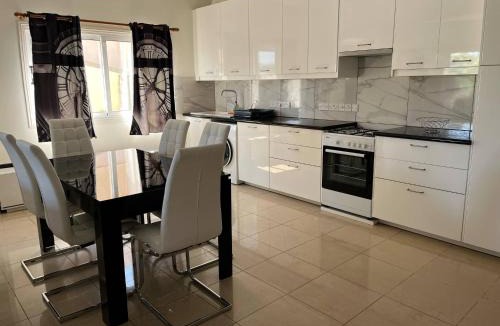 Limassol Apartment | ANDRIA'S luxury family studio near Casino limassol