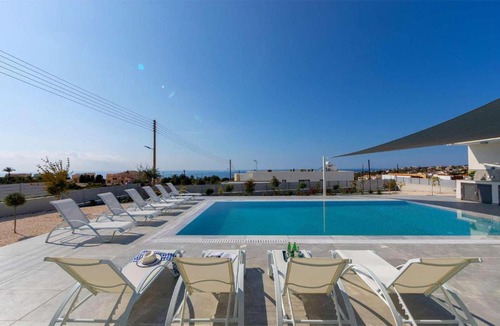 Peyia Town House | Andromeda