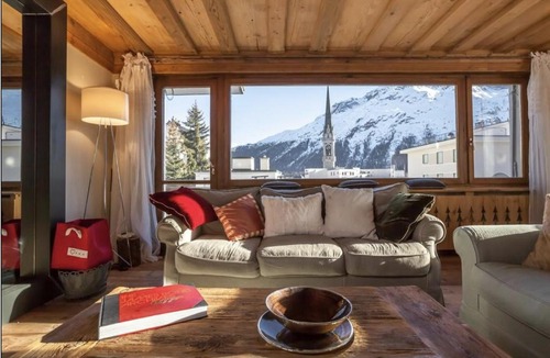 St. Moritz Apartment | Apartment in villa in the heart of Sankt Moritz-Dorf
