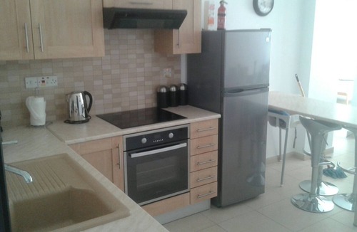 Paralimni Apartment | Apartment with Pool View
