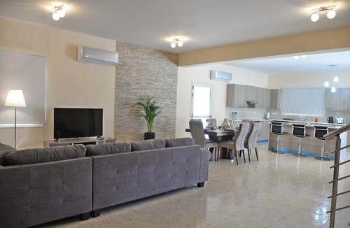Ayia Napa Villa | Aphrodite Nissi Villa