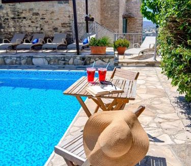 Skarinou Apartment | Aphrodite's Pool Retreat